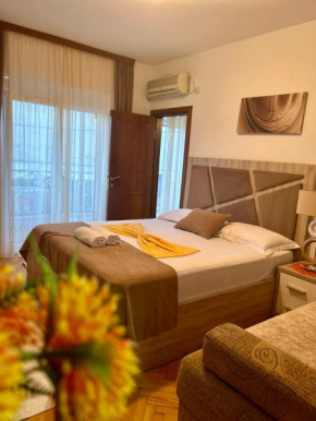 Apartments Gazi
